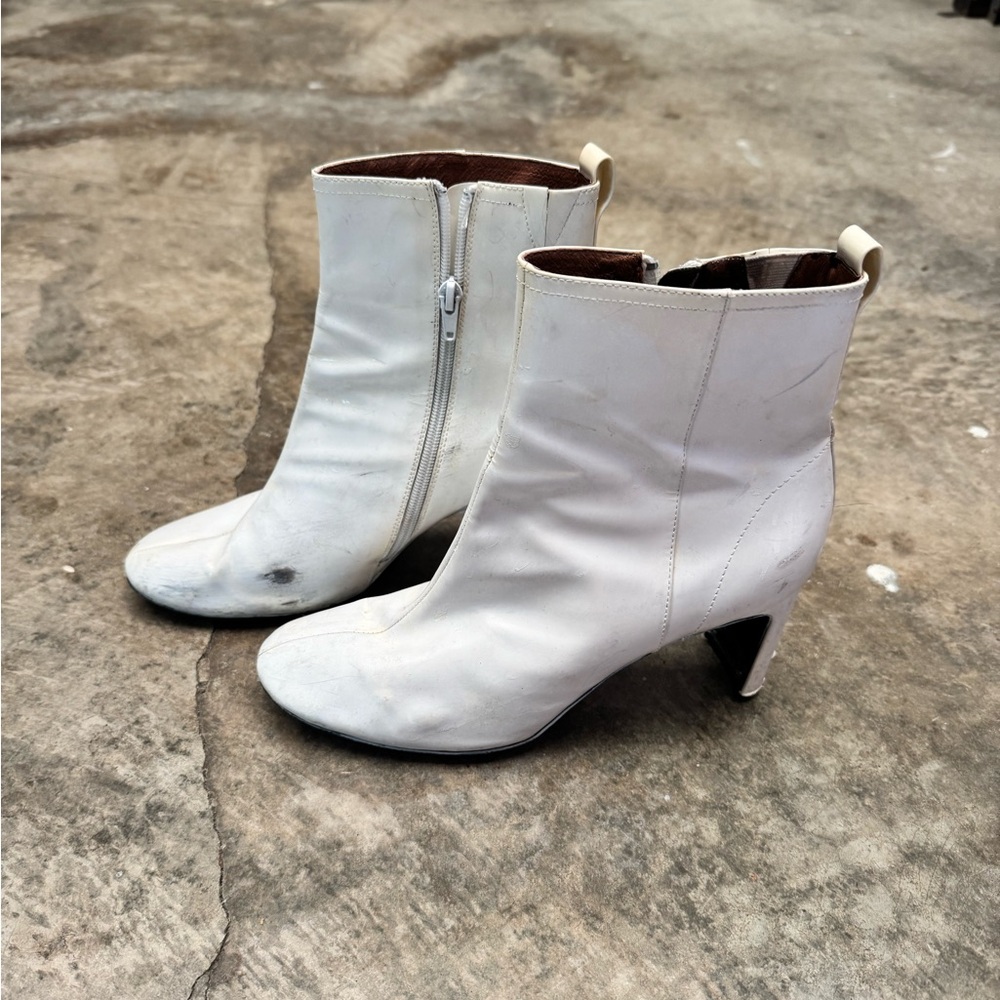 Jeffrey Campbell White Ankle Booties - Picture 4 of 9
